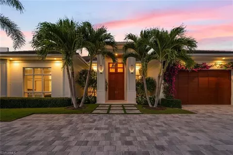 Exterior - 655 Starboard Dr, Naples, FL 34103 photo 2 of 19