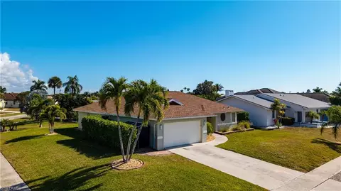 311 Hazelcrest St, Marco Island, FL 34145