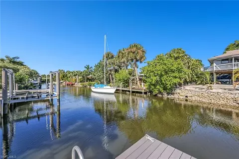 2737 Shoreview Dr, Naples, FL 34112 photo 26