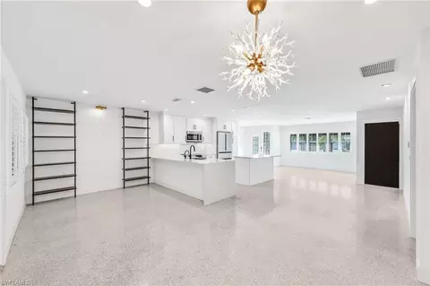 2737 Shoreview Dr, Naples, FL 34112 photo 16