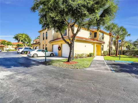4315 Bellasol Cir #2822, Fort Myers, FL 33916