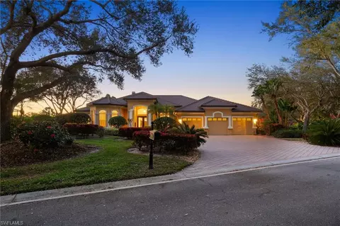 527 Terracina Way, Naples, FL 34119