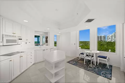 Kitchen - 445 Dockside Dr #A504, Naples, FL 34110 photo 2 of 4