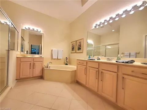 1320 Barnstable Ct, Naples, FL 34104 photo 18