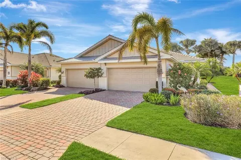 14863 Edgewater Cir, Naples, FL 34114