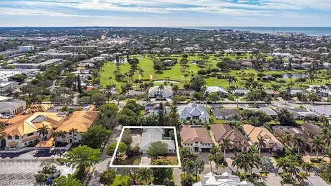698 Fairway Ter, Naples, FL 34103 photo 2
