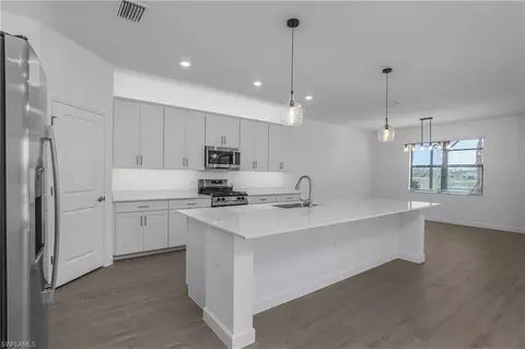 Kitchen - 21126 Verawood Loop, Estero, FL 33928 photo 6 of 6
