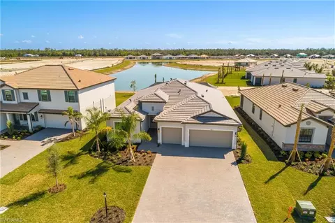 Exterior - 21126 Verawood Loop, Estero, FL 33928 photo 5 of 7
