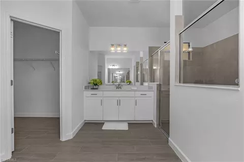 Bath - 21123 Verawood Loop, Estero, FL 33928 photo 2 of 4