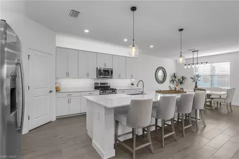 Kitchen - 21123 Verawood Loop, Estero, FL 33928 photo 3 of 6
