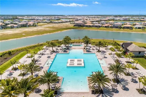Exterior - 21123 Verawood Loop, Estero, FL 33928 photo 6 of 7