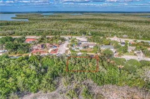 2041 Sheffield Ave, Marco Island, FL 34145