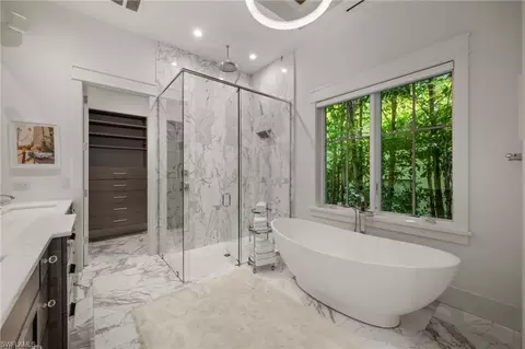 Bath - 770 Park St, Naples, FL 34102 photo 1 of 5