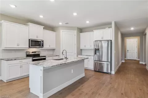 Kitchen - 17899 Shade Tree Loop, Punta Gorda, FL 33982 photo 1 of 1