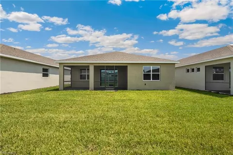 Exterior - 17899 Shade Tree Loop, Punta Gorda, FL 33982 photo 2 of 9
