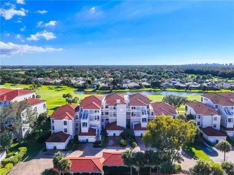 1520 Clermont Dr #403, Naples, FL 34109