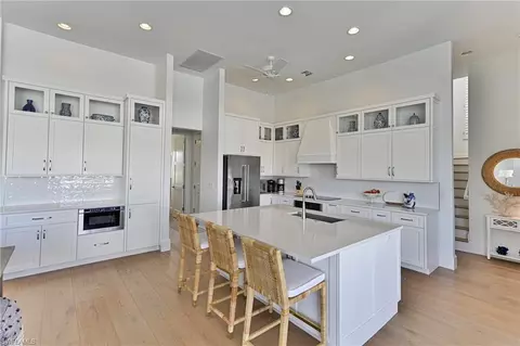 271 Bayview Ave, Naples, FL 34108 photo 8