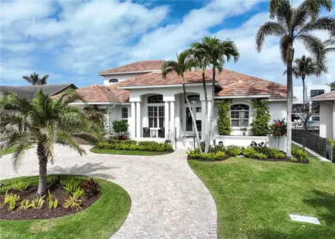 271 Bayview Ave, Naples, FL 34108 photo 35