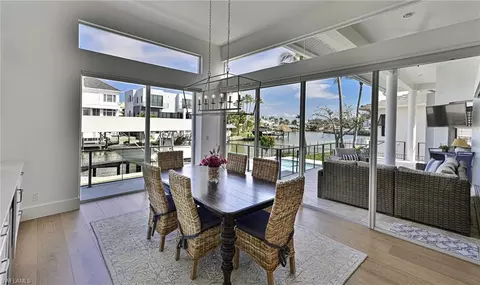 271 Bayview Ave, Naples, FL 34108 photo 9