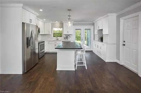 Kitchen - 18 Lanai Cir, Naples, FL 34112 photo 1 of 3