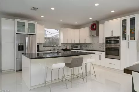 8271 Laurel Lakes Way, Naples, FL 34119