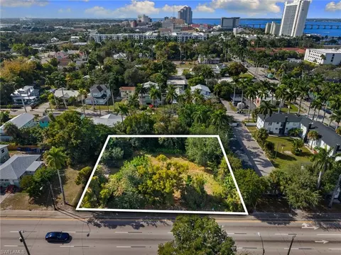 1526 Park Ave, Fort Myers, FL 33901