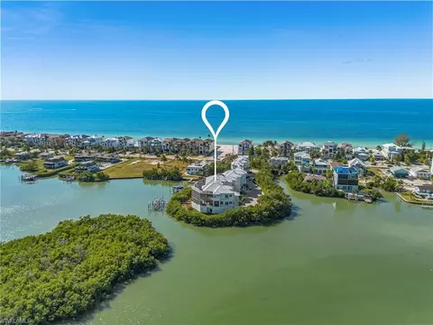 5801 Cape Hickory Ct, Bonita Springs, FL 34134