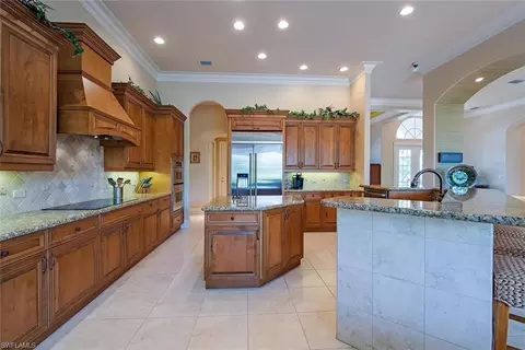 Kitchen - 1448 Marlin Dr, Naples, FL 34102 photo 2 of 3