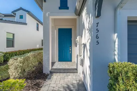Exterior - 7565 Carnegie Way, Naples, FL 34119 photo 2 of 10