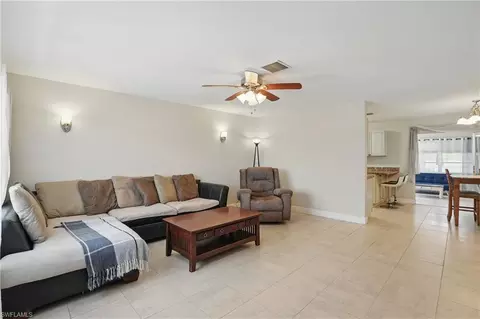 426 Chestnut Ave NW, Port Charlotte, FL 33952