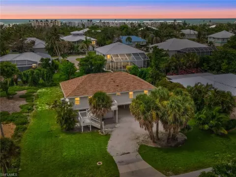 474 Lake Murex Cir, Sanibel, FL 33957