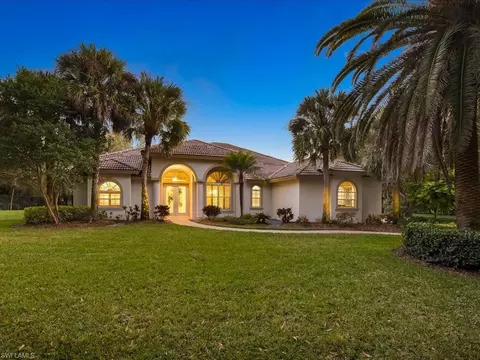 5410 Mahogany Ridge Dr, Naples, FL 34119