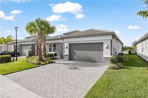 12418 Dahlia Ct, Naples, FL 34120
