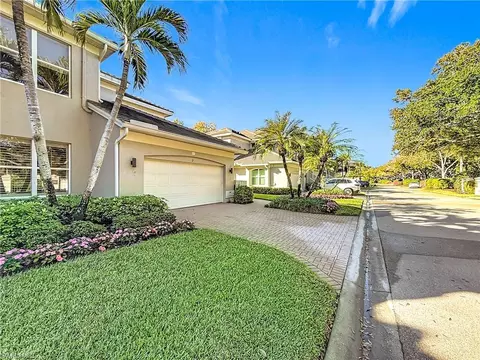 3051 Lancaster Dr #2, Naples, FL 34105 photo 4