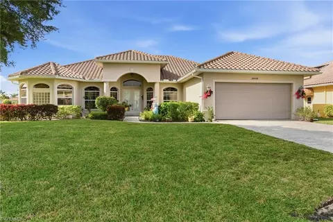 28448 Verde Ln, Bonita Springs, FL 34135
