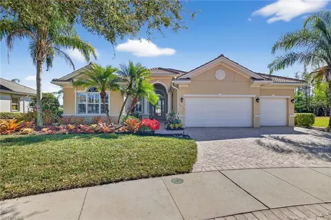 10113 Salisbury Ct, Fort Myers, FL 33913