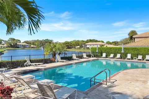 351 Emerald Bay Cir #R5, Naples, FL 34110