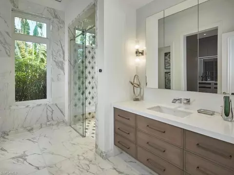 Bath - 3220 Rum Row, Naples, FL 34102 photo 3 of 3