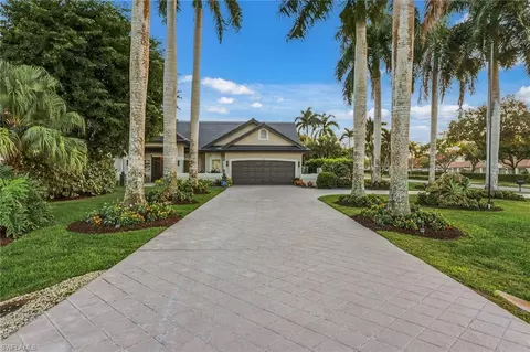 123 Newport Dr, Naples, FL 34114