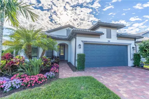 6779 Winding Cypress Dr, Naples, FL 34114