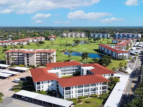 53 High Point Cir W #101, Naples, FL 34103