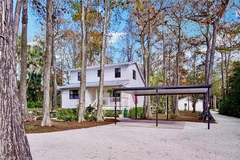 740 15th St NW, Naples, FL 34120