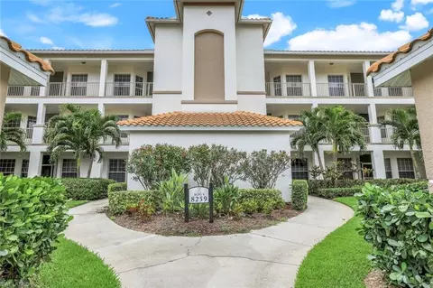 8259 Parkstone Pl #203, Naples, FL 34120