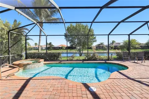 28085 Wicklow Ct, Bonita Springs, FL 34135