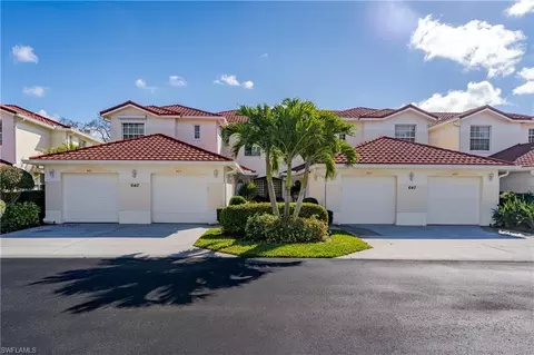 640 Lalique Cir #405, Naples, FL 34119