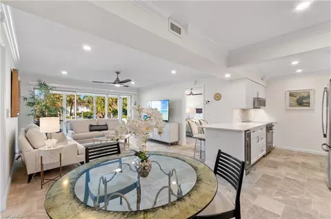 536 12th Ave S #536, Naples, FL 34102