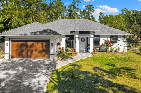 3261 8th Ave SE, Naples, FL 34117