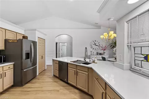 Kitchen - 3261 8th Ave SE, Naples, FL 34117 photo 5 of 8