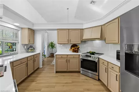 Kitchen - 3261 8th Ave SE, Naples, FL 34117 photo 1 of 8