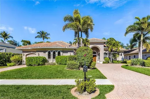 1733 Supreme Ct, Naples, FL 34110
